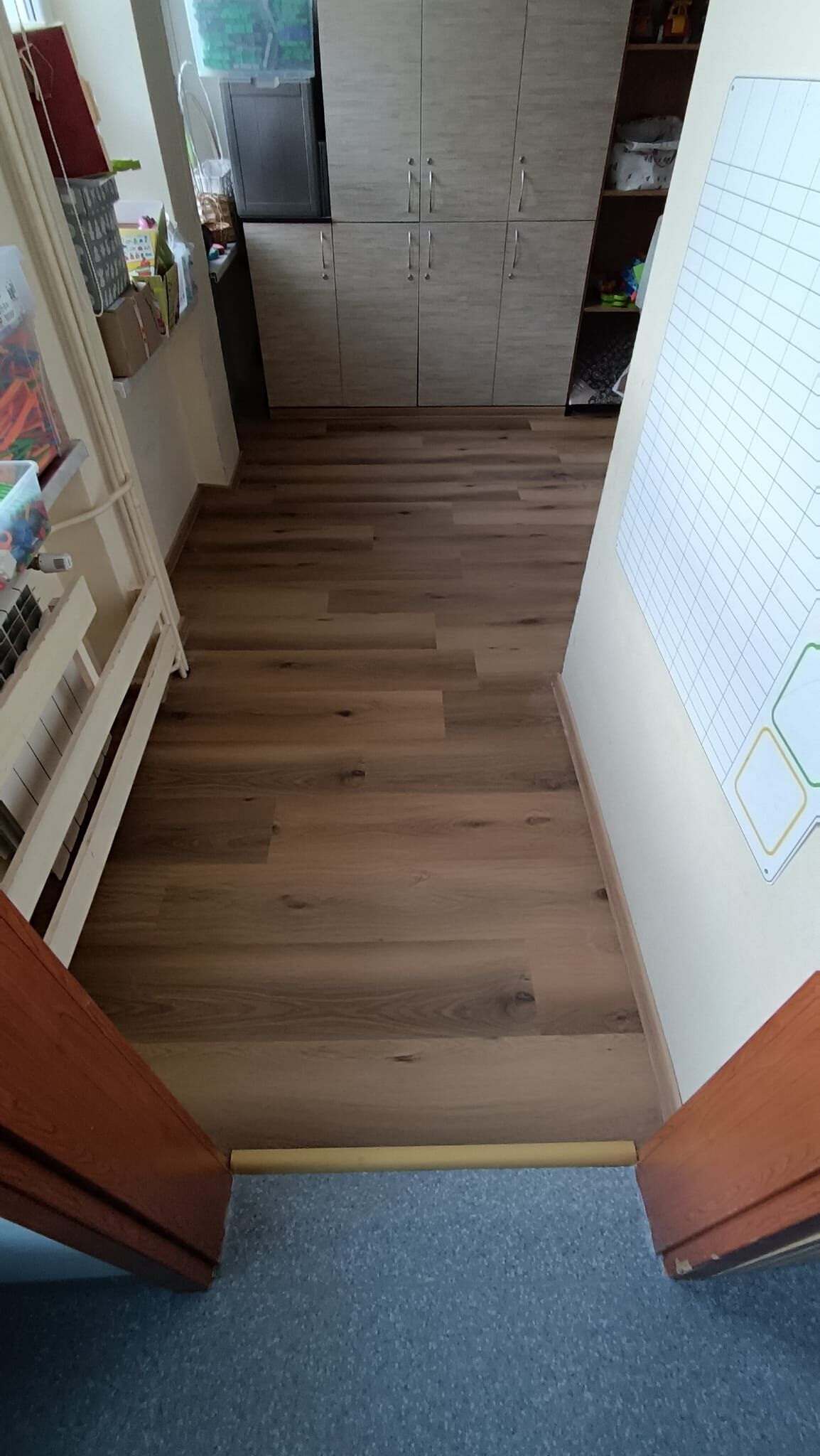 Sprzedaż i montaż podłóg – kompleksowa obsługa | Białystok