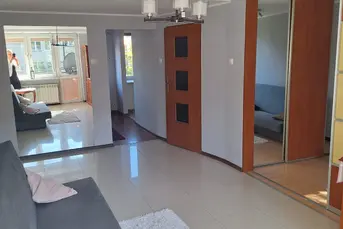 Wynajmę mieszkanie po remoncie 