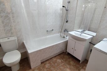 Rozkładowe 2 pok., 45m2, parter, ul. SYBIRAKÓW