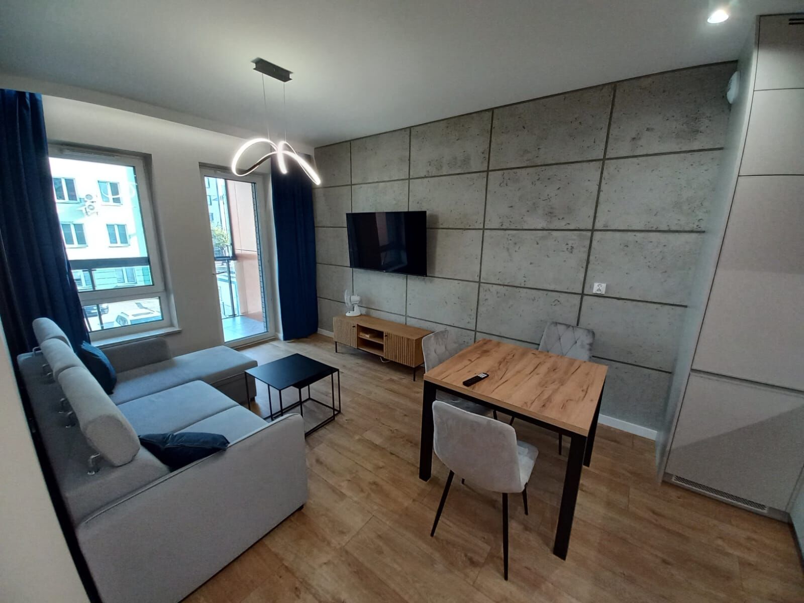 Apartament 3 pokoje 55m  I piętro Sienkiewicza 