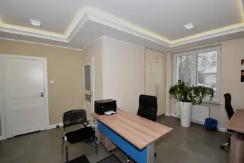 ** Lokal Mieszkalny wynajmę na Biuro **