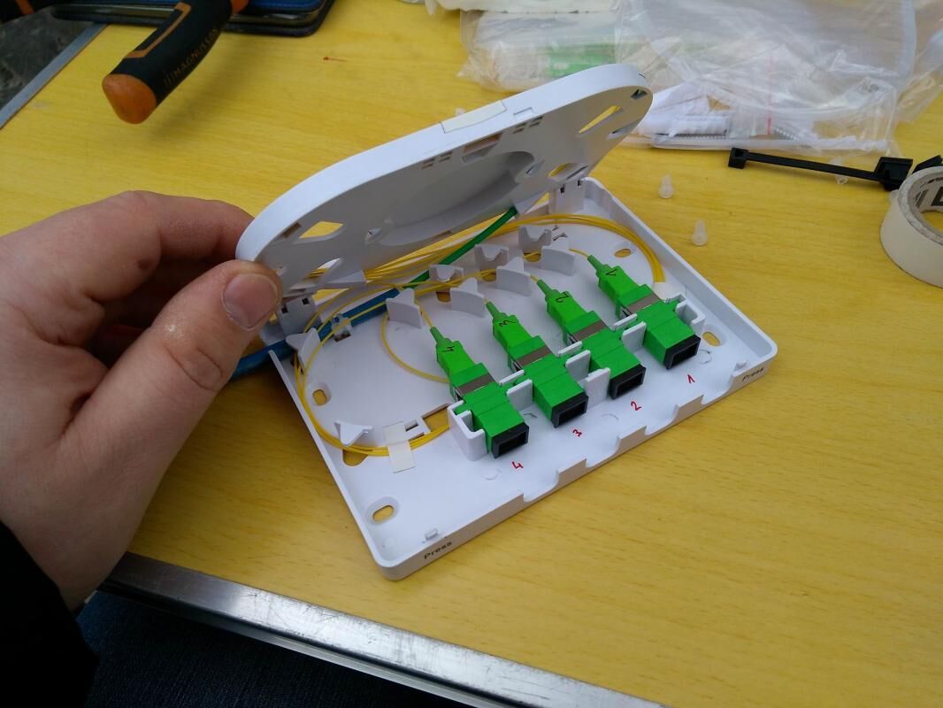 Serwis Światłowodowy 24H Fiber-Man.pl Spawanie 