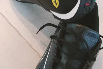 Buty Puma Ferrari rozmiar 40 