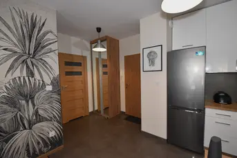 Apartament 2 pokoje, 42m2 z miejscem post. Centrum