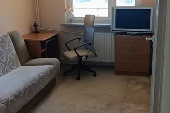 Pokój dziewczynie/Pani na Wysokim Stoczku