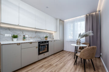 os. Mickiewicza * 3 pokoje * 1 piętro * obok Medyka * Balkon * Od Właściciela