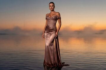 Model / Modelka techniczna do przymieżania sukienek 