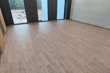 Ruciński Wykładziny – sprzedaż i montaż paneli Białystok, ul. Białostoczek 1/1