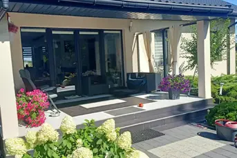 Sprzedam 5 letni mały dom