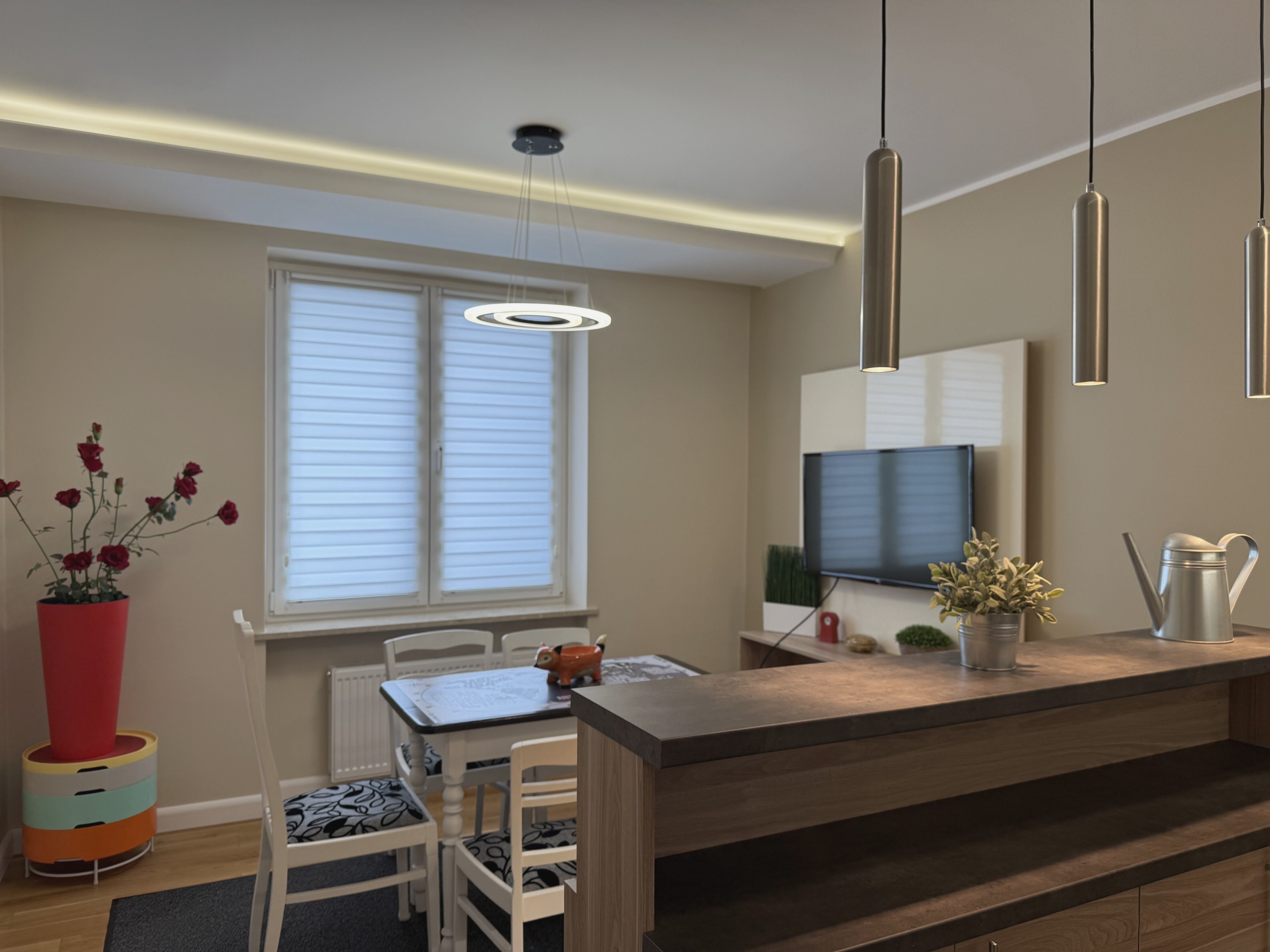 ** Lokal Mieszkalny wynajmę na Biuro **