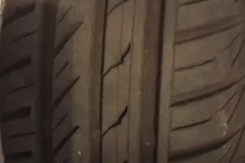 Sprzedam dwie opony letnie 195 65 R15