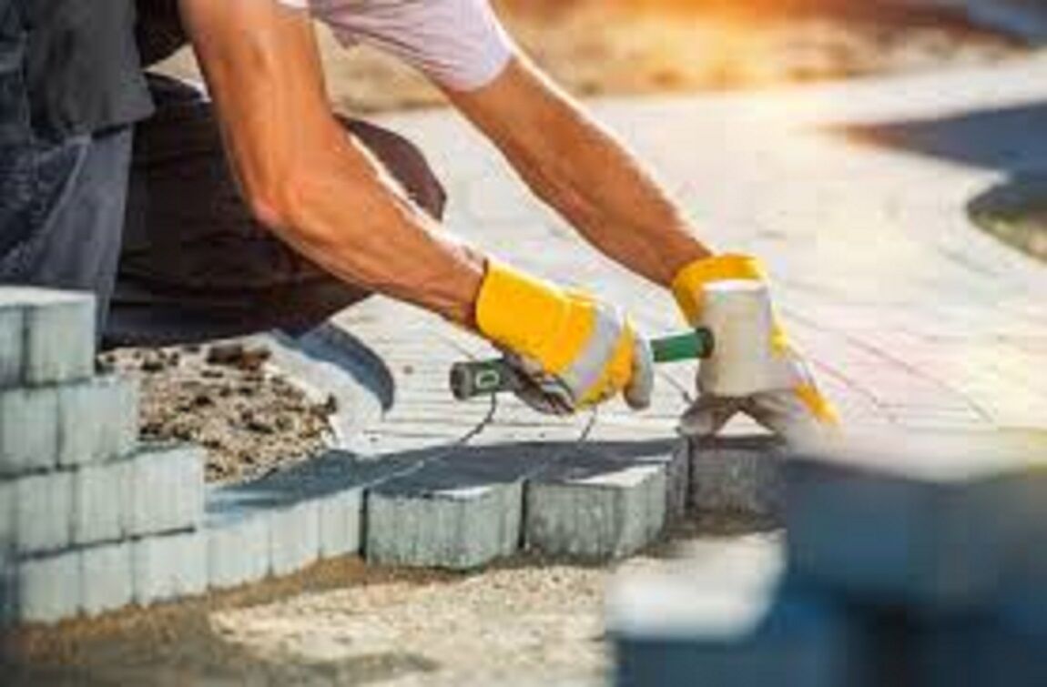 Zatrudnie doświadczonych brukarzy i kompletne brygady