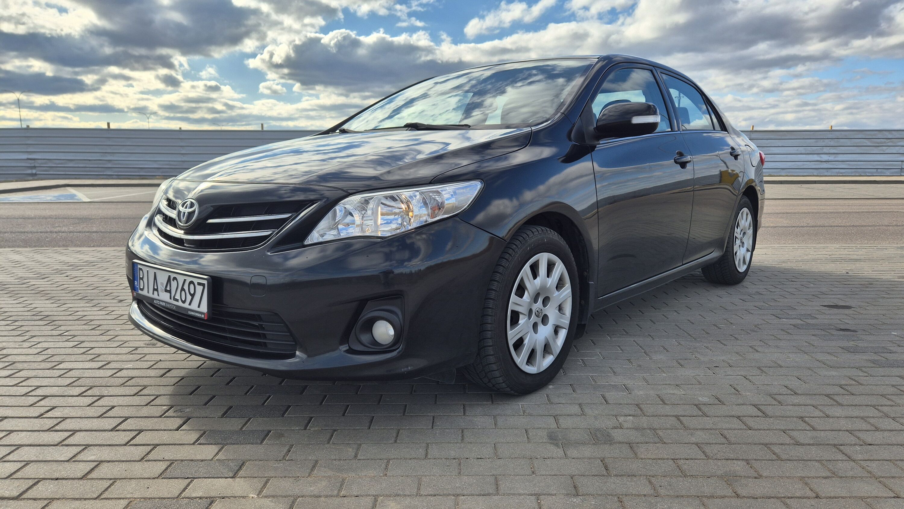 Toyota Corolla 2012/13 PL | LPG | hak| II kpl.koła
