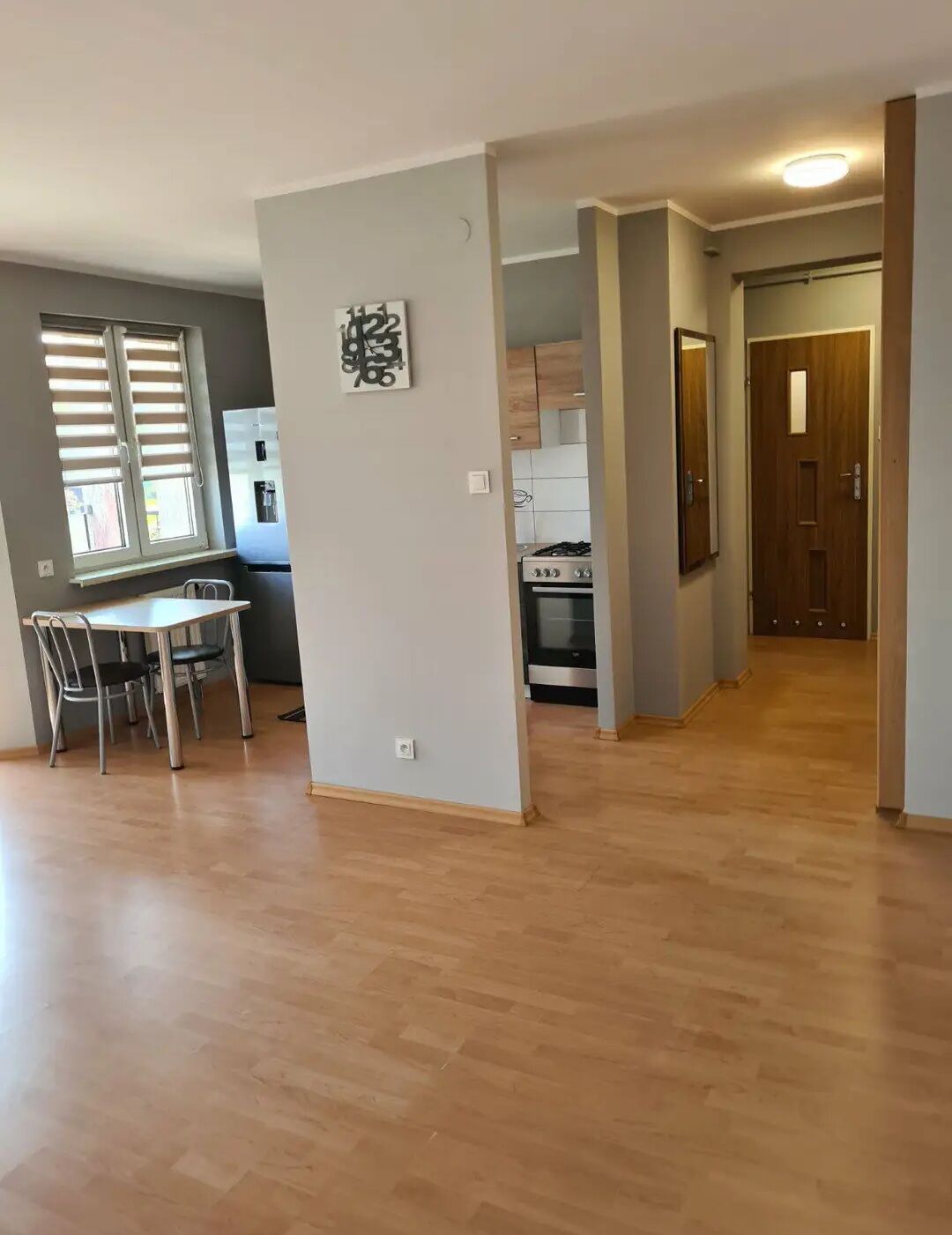 2-pokojowe mieszkanie z aneksem, os. Nowe Miasto