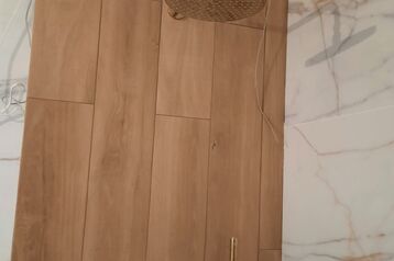 KOMLEKSOWE WYKOŃCZENIA WNĘTRZ