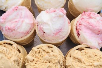 Praca w wytwórni lodów rzemieślniczych 