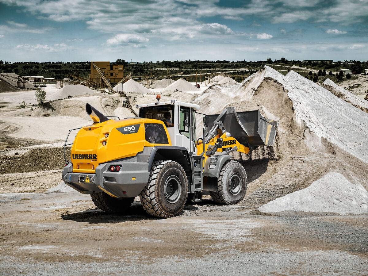 Firma z branży produkcyjno-budowlanej zatrudni OPERATORA ŁADOWARKI Kołowej.