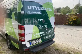 OPRÓŻNIANIE MIESZKAŃ WYWÓZ MEBLI RTV AGD TRANSPORT