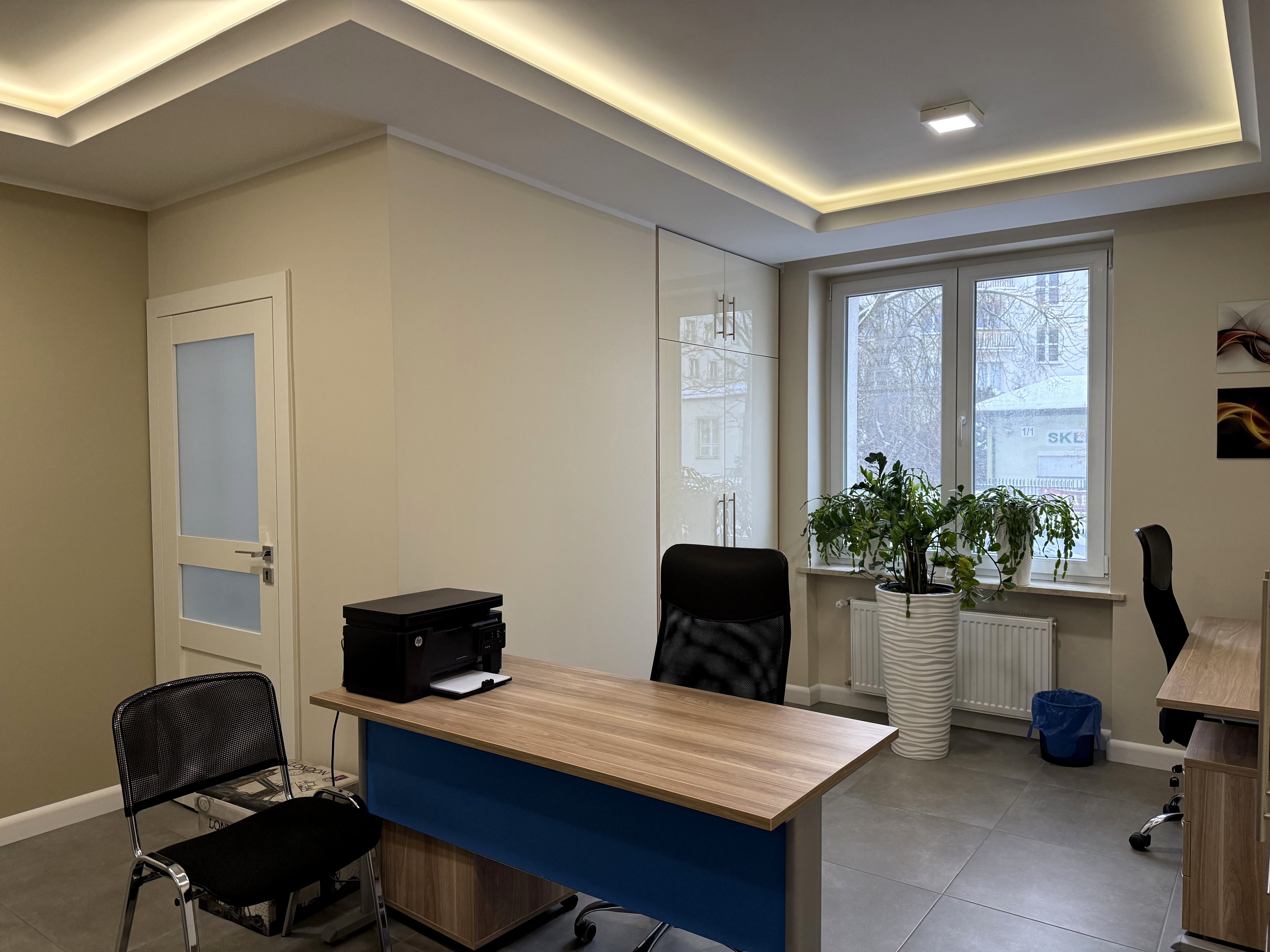 ** Lokal Mieszkalny wynajmę na Biuro **