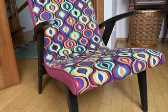 ** Sprzedam 2 fotele po renowacji, 450zł zasztukę.