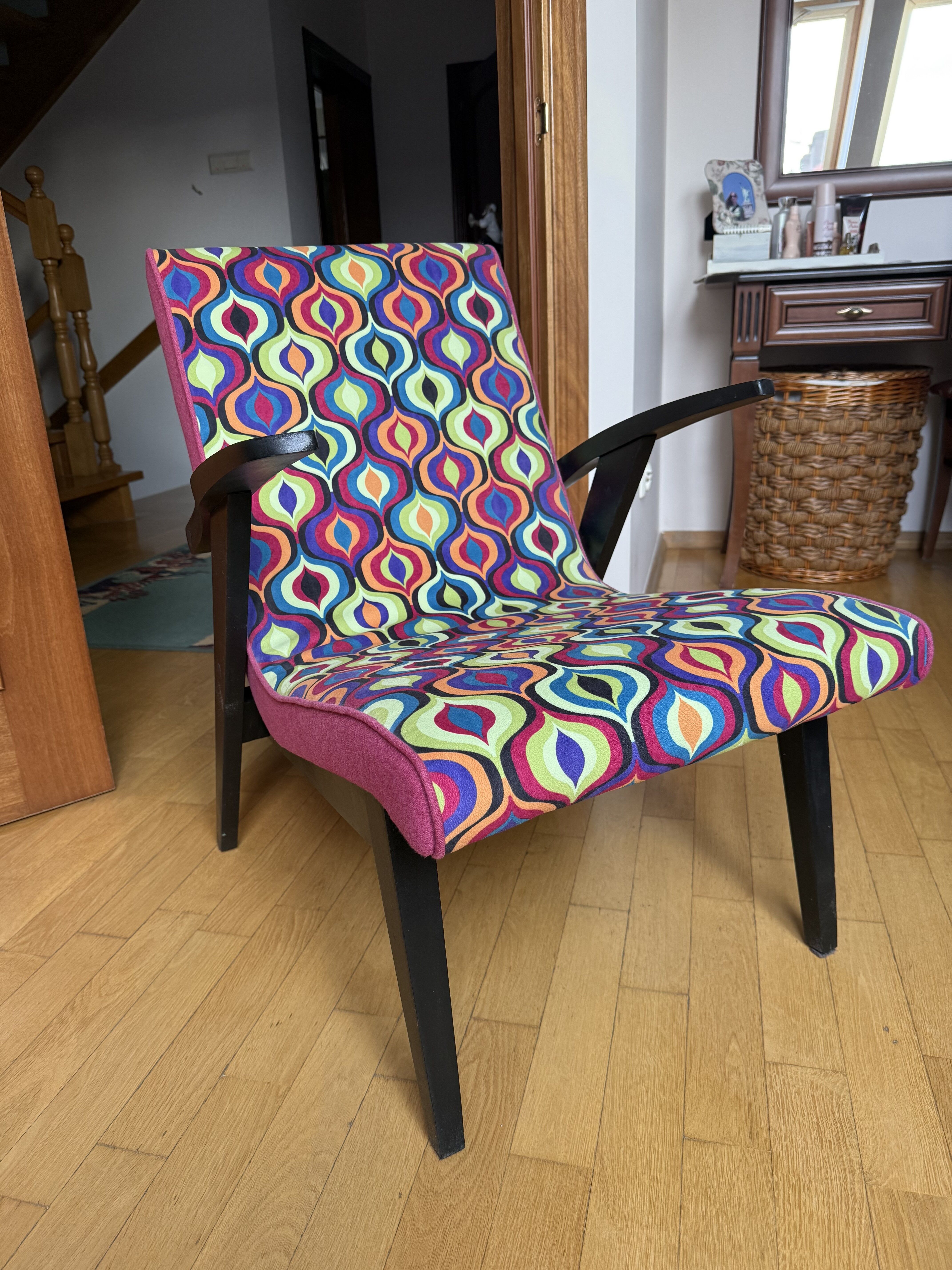 ** Sprzedam 2 fotele po renowacji, 450zł zasztukę.