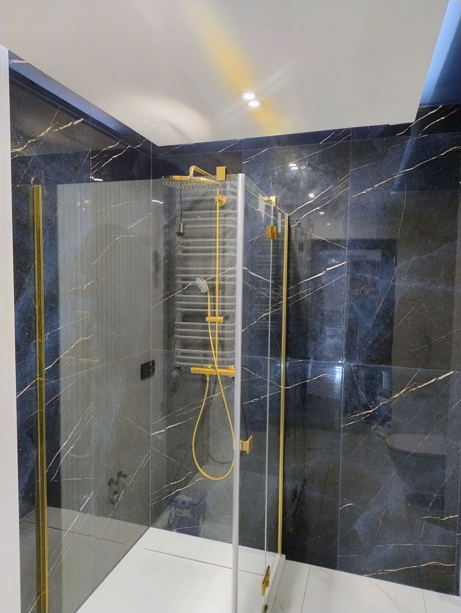 Wykończenia i remonty wnętrz 