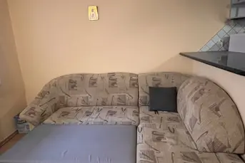 Sprzedam narożną kanapę