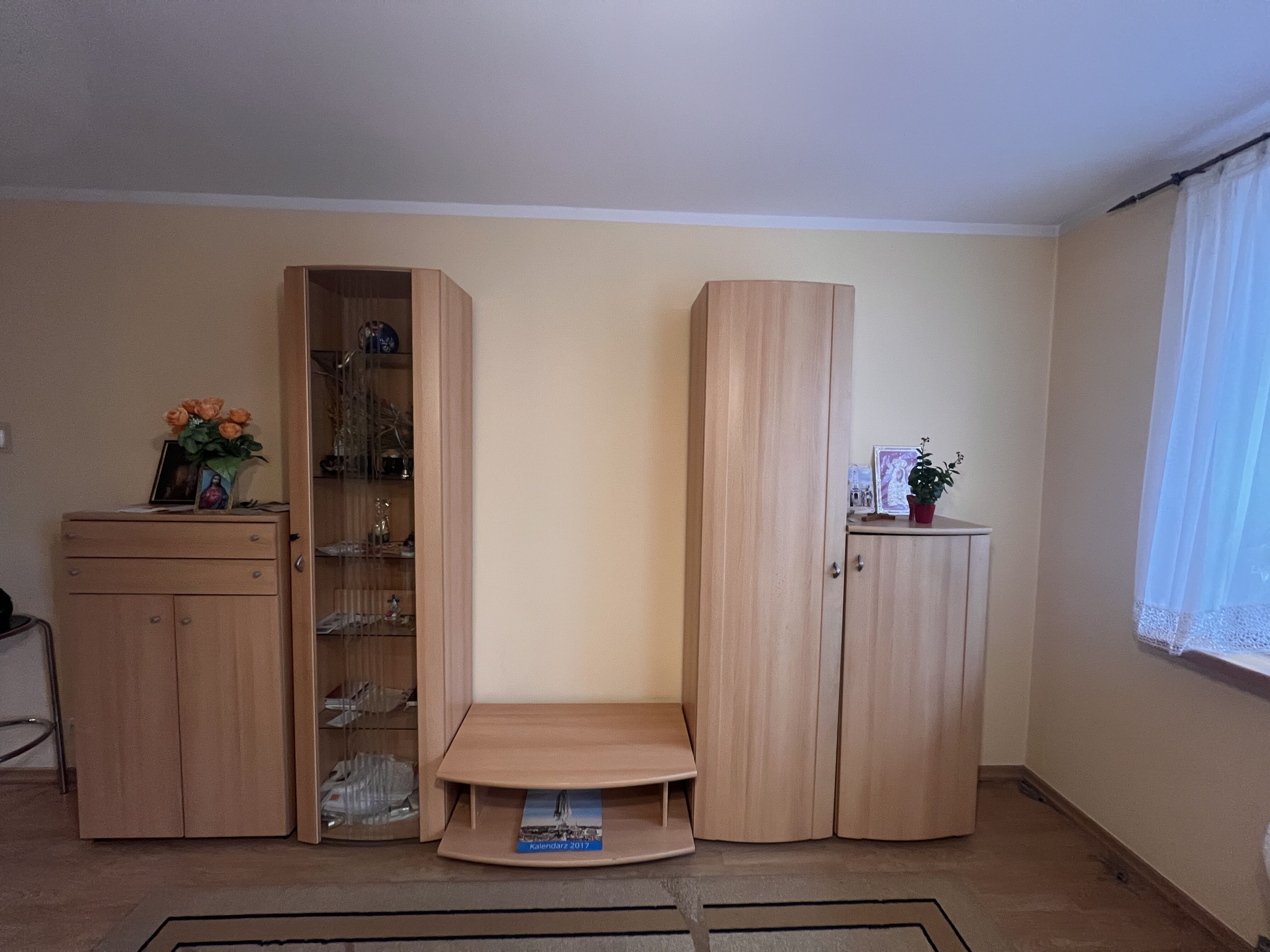 zestaw mebli pokojowych