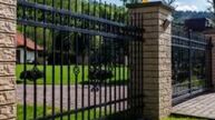 Malowanie i konserwacja ogrodzeń/płotów, balustrad