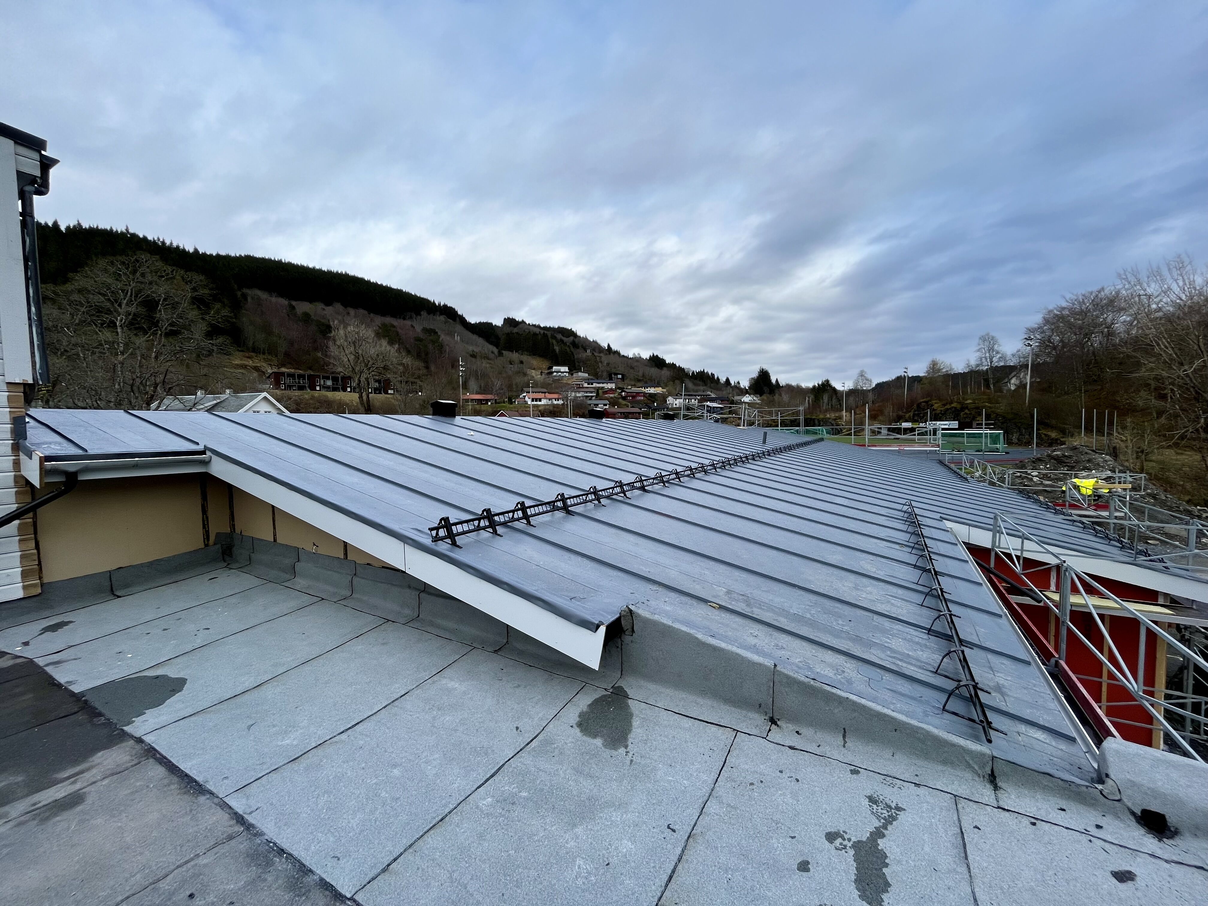 Dachy płaskie | Tarasy | Hydroizolacje