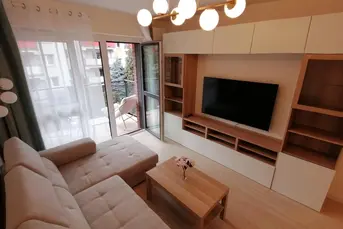 Wynajmę nowe w centrum 40m2 i miejsce postojowe