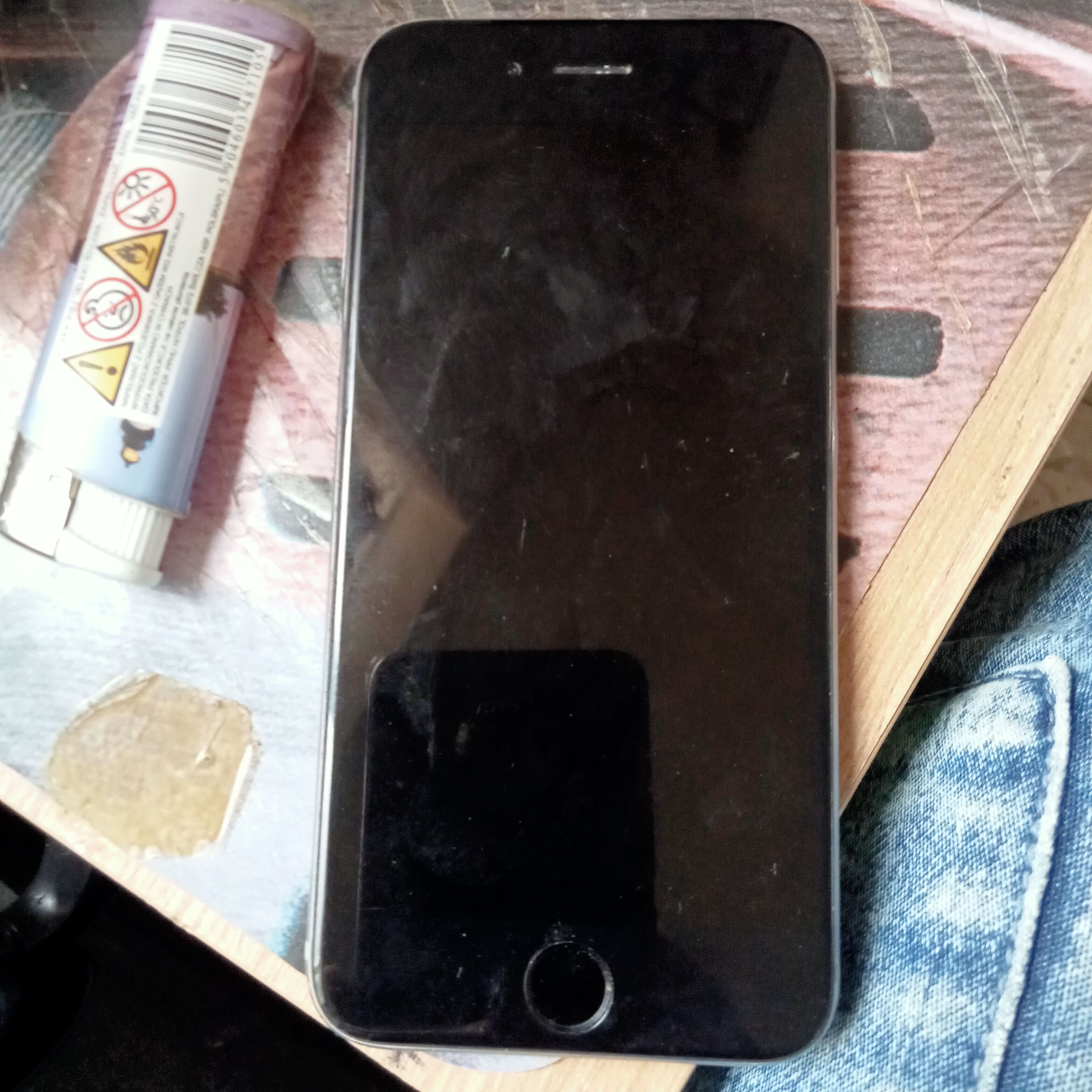 Sprzedam telefon iPhone 6S 