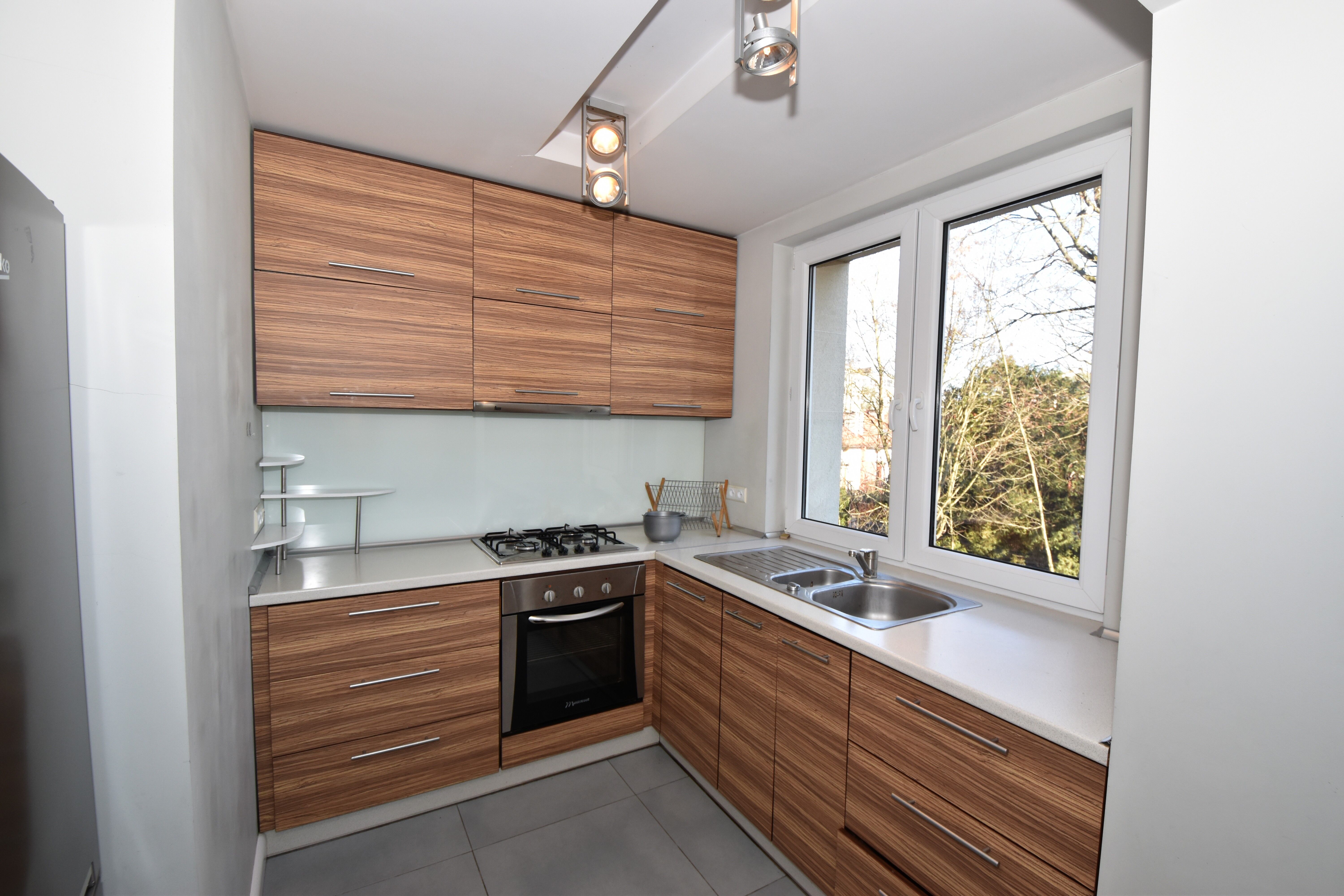 ** 2 pokoje,36m2, Ip, 1975r., ul.Orzeszkowej **