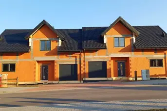 Dom w zabudowie bliźniaczej 