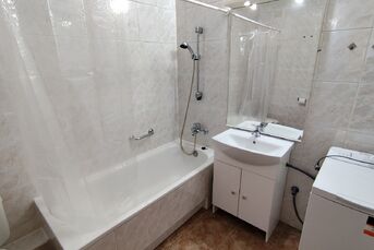 Rozkładowe 2 pok., 45m2, parter, ul. SYBIRAKÓW