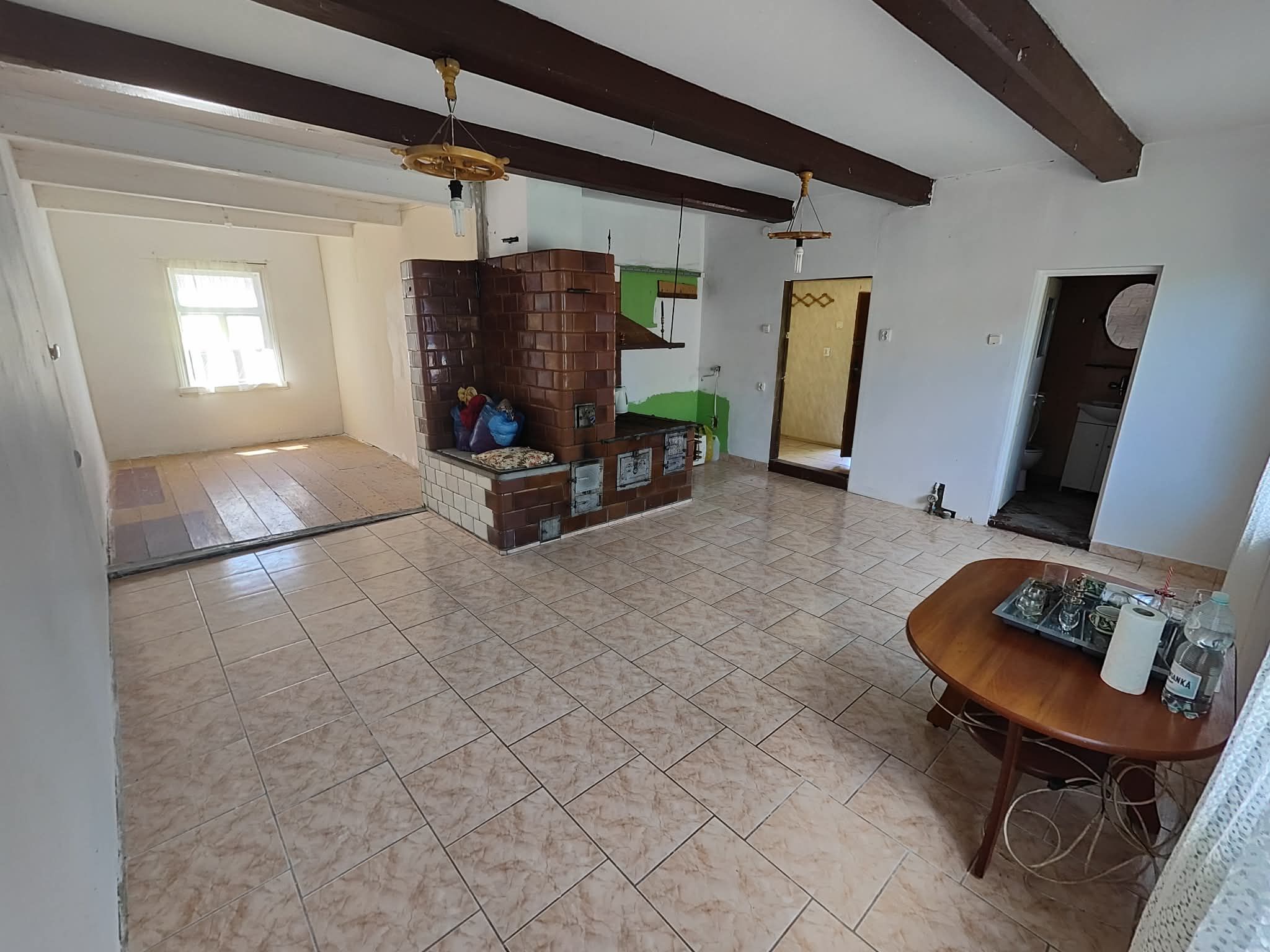 Sprzedam dom 65 drewniany całoroczny w Bondarach