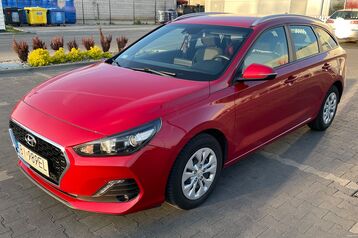 HYUNDAI i30 1.4 benzyna Classic+ kombi 2019r
