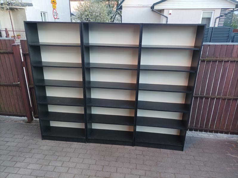 Sprzedam REGALY na ksiazki 3-sztuki 80x200 -280zl 