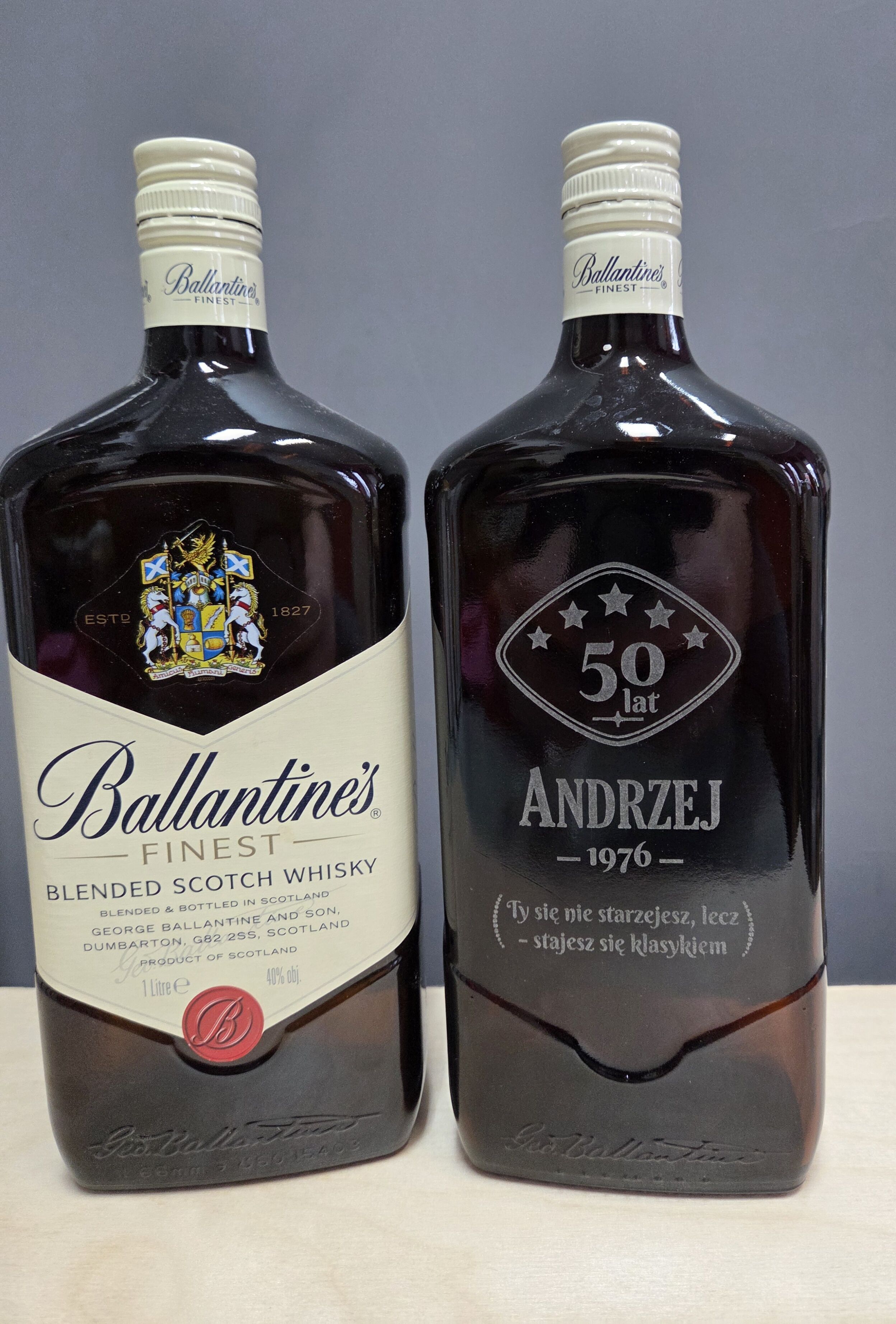 Usługa graweru laserowego, grawer na długopisach, laminaty, butelki z grawerem