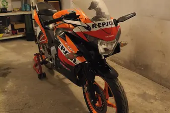 Honda CBR 125R 2014 