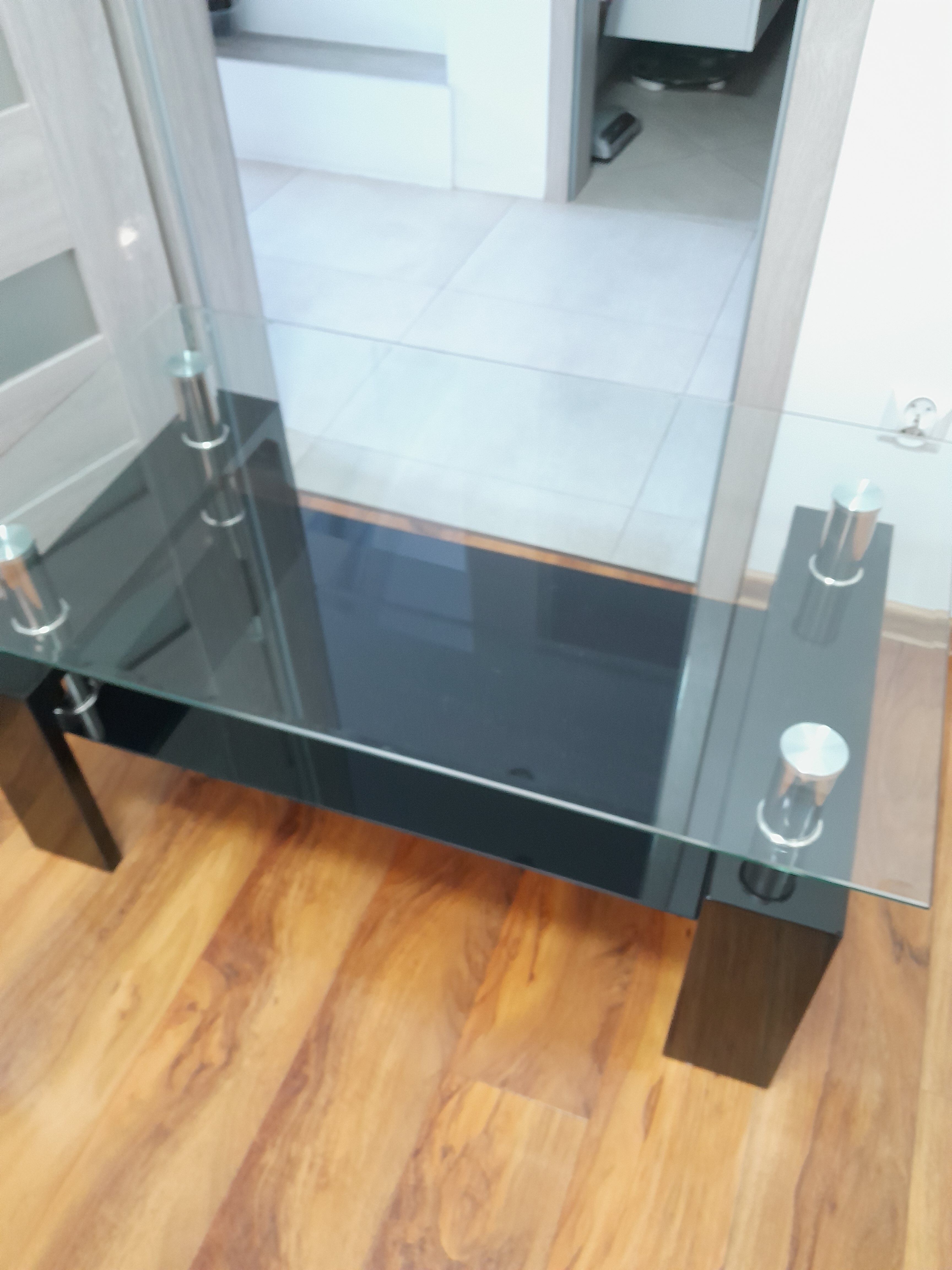 Nowy stolik szklany 1 m x 60 cm wys. 45 cm 