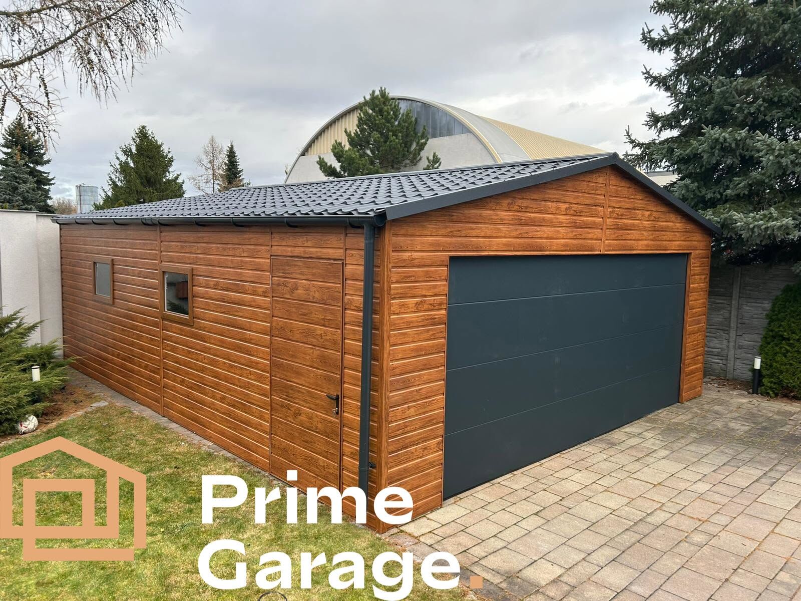 Garaż blaszany na wymiar | Producent PrimeGarage.p