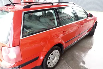 Volkswagen Passat B5 FL 2004 r. 1.9 TDI