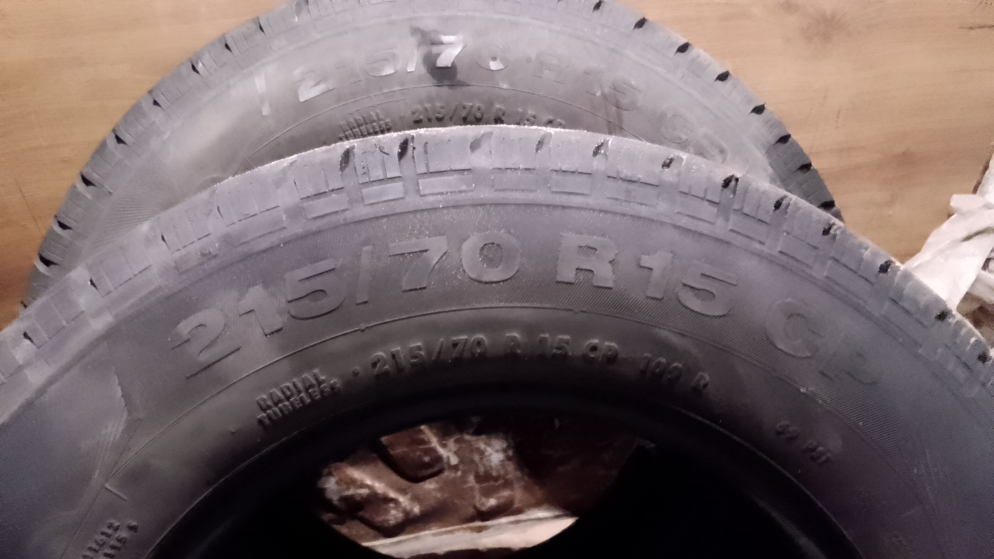 sprzedam 2 opony Continental 215/70r15C Bialystok 