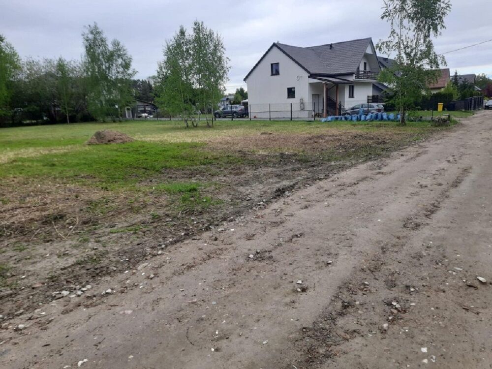 Atrakcyjna działka o pow. 1592m2, NIEWODNICA Kor.