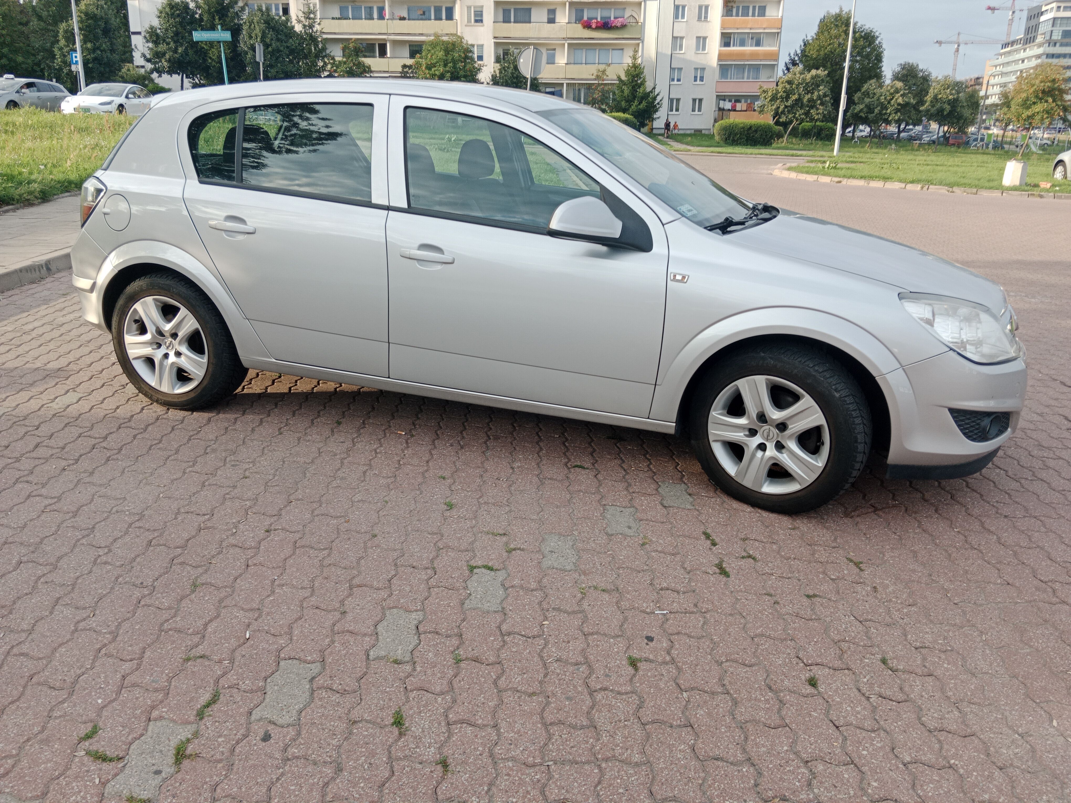 Opel Astra 2009 r