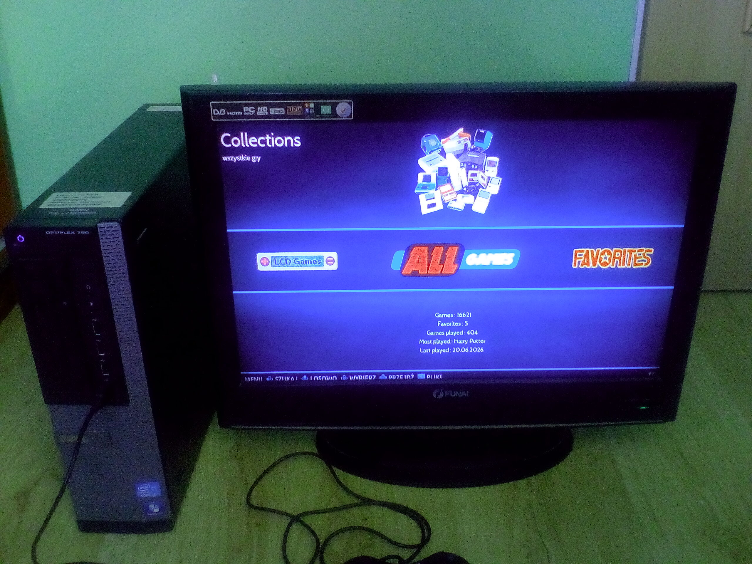 Konsola Retro z ok.10 tys.gier +pad+kable+monitor