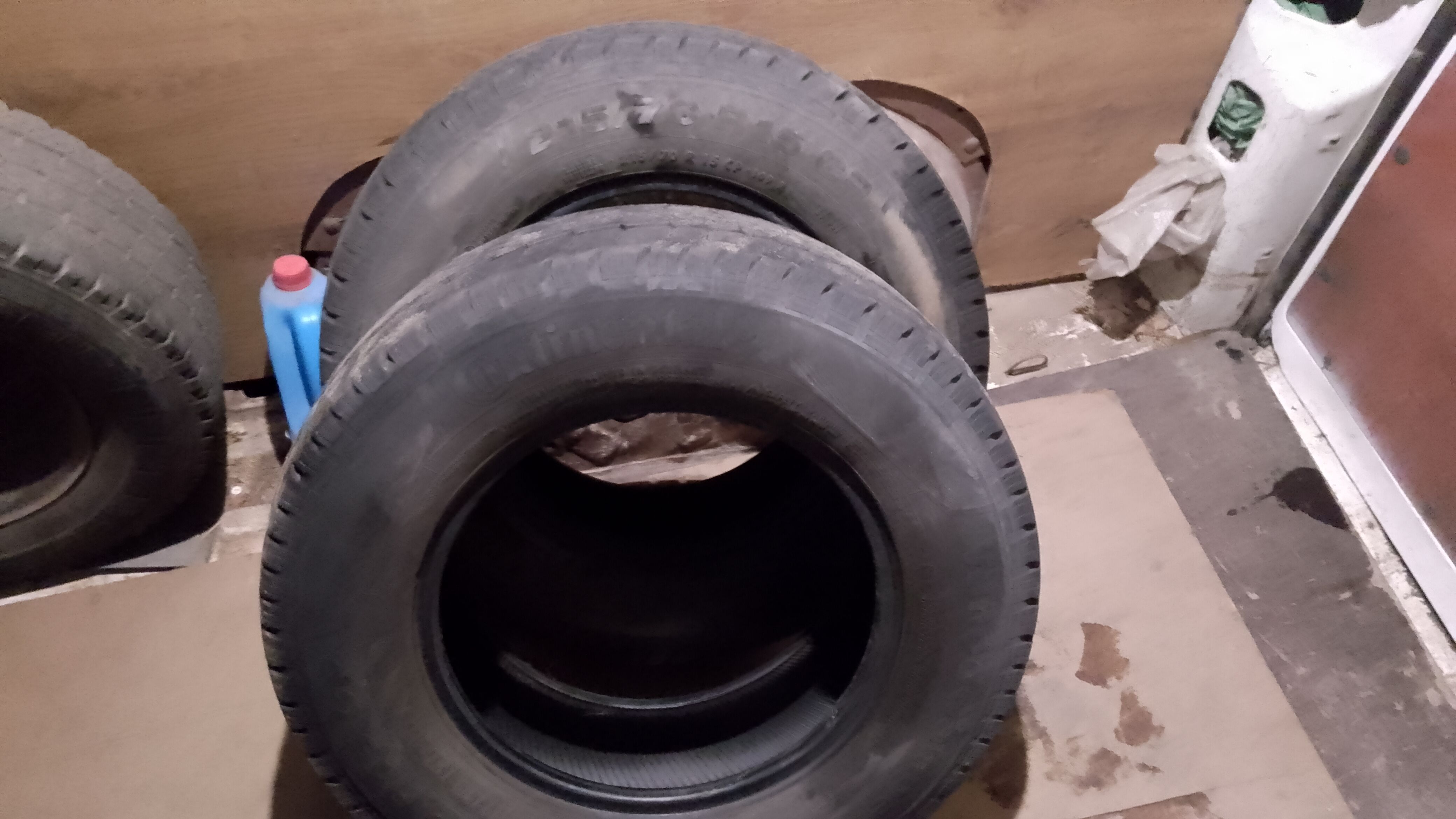 sprzedam 2 opony Continental 215/70r15C Bialystok 