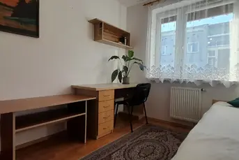 Pokój dziewczynie.