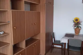 Wynajmę 2-pok. mieszkanie/ul. Jarzębinowa